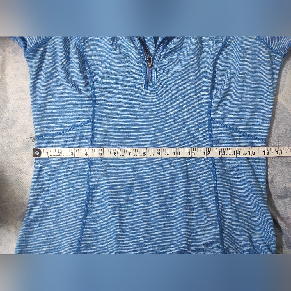 Gym wear Top with zipper & Thumbhole 💙 - Picture 14 of 15